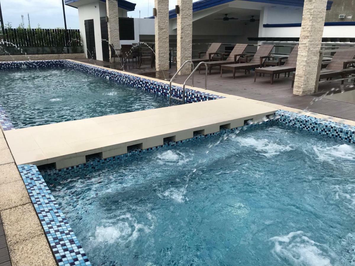 Blue Lotus Hotel Davao City Dış mekan fotoğraf