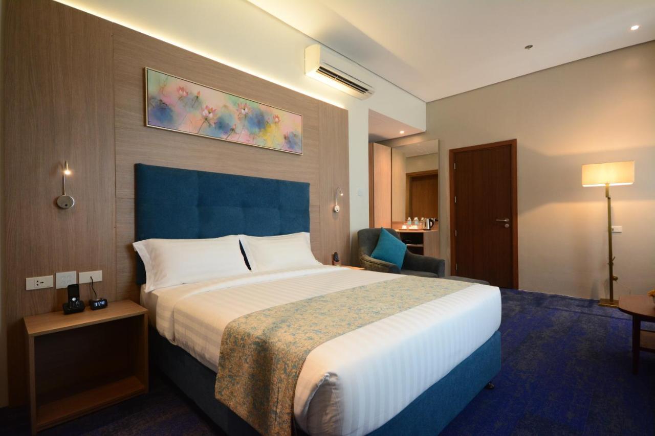 Blue Lotus Hotel Davao City Dış mekan fotoğraf