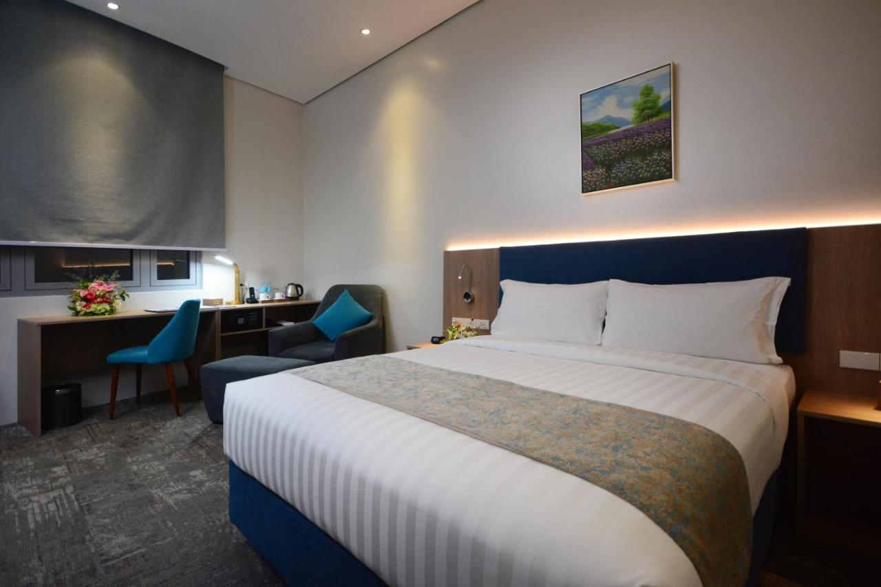 Blue Lotus Hotel Davao City Dış mekan fotoğraf