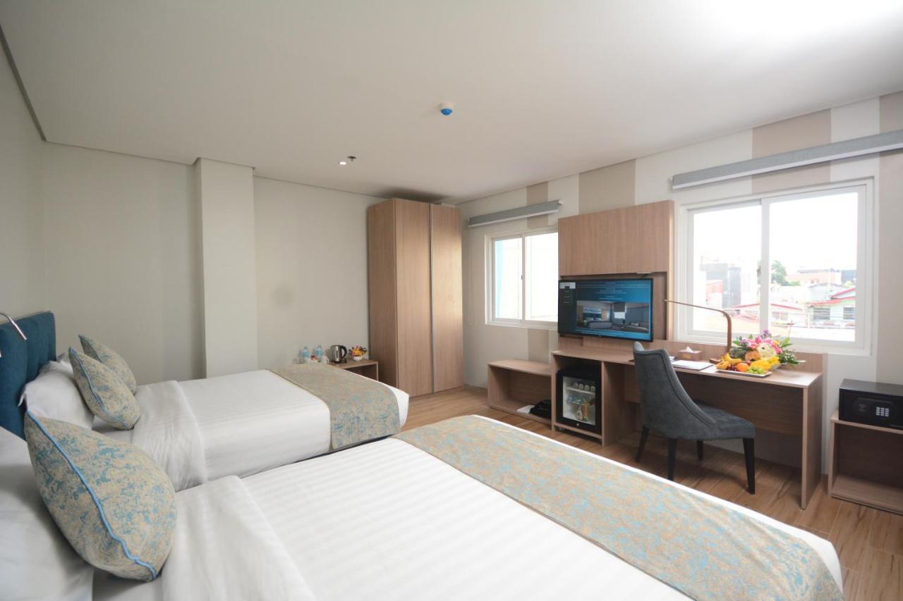 Blue Lotus Hotel Davao City Dış mekan fotoğraf